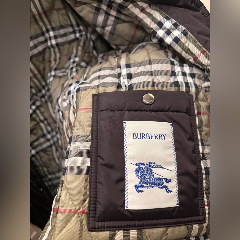NWOT Burberry Quilted Corduroy Collar Jacket - Picture 8 of 8
